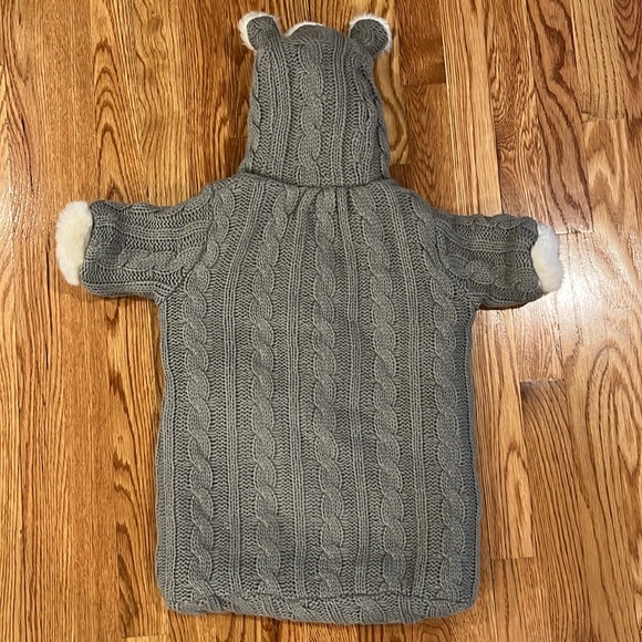Restoration Hardware Grey/Faux Arctic Fox Bunting (0-6 Months) - Picture 2 of 5